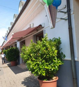 Szent Korona Cukrászda