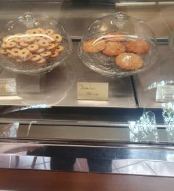 Szent Korona Cukrászda