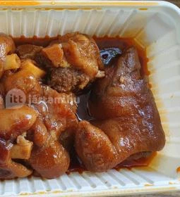 Szoboszló-Hús Kft. Húsbolt & Pecsenyesütő