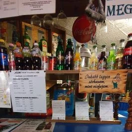 Szőlő Bár Bodrogkisfalud - Belső