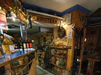 Szőlő Bár Bodrogkisfalud