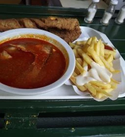 Szomjas Horgász Vendéglő