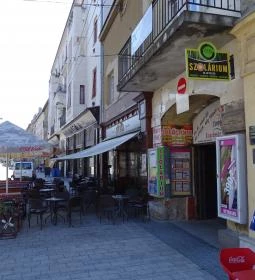 Szomjas Szerda Söröző Bisztró