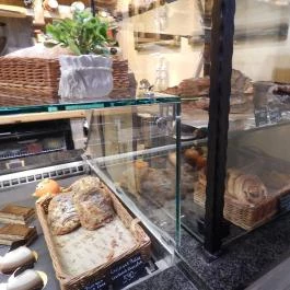 á table! - Arany János utca, Budapest - Étel/ital