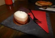 á table! - Arany János utca Budapest