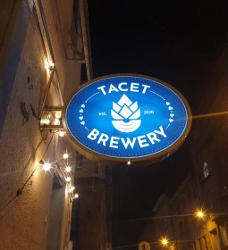 Tacet Brewery Taproom