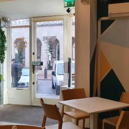 Tahina Bite, Budapest - Egyéb