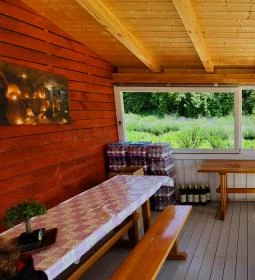 Tamás Vinotéka & Delikátesz