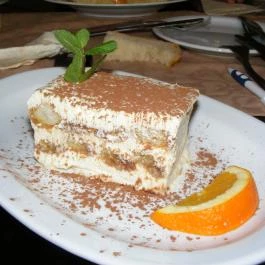 Tárlat Étterem, Mór - Étel/ital