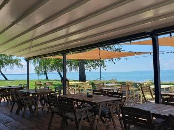 Tarow Bisztró Balatonvilágos