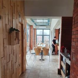 Tejjel Mézzel Étterem, Göncruszka - Egyéb