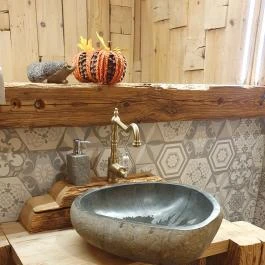 Tejjel Mézzel Étterem, Göncruszka - Egyéb