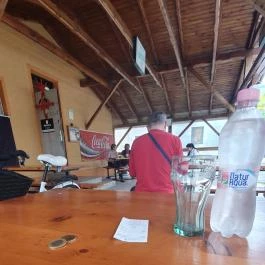 Tett Söröző Szigetszentmiklós - Étel/ital