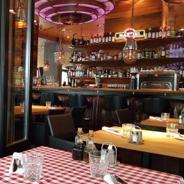 Tom George Étterem Budapest - Belső