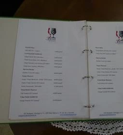 Tokaji Borbarátnők Borboltja