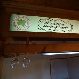 Tokaji Borház Debrecen - Belső