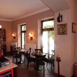 Tokaji Kávépörkölő Manufaktúra Tokaj - Belső