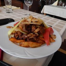 Tölgyes Étterem, Nyíregyháza - Étel/ital