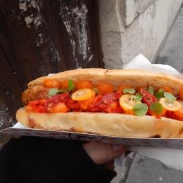 TöLTő Bar & Grill, Budapest - Étel/ital