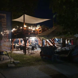 Torino Büfé, Balatonfenyves - Külső kép