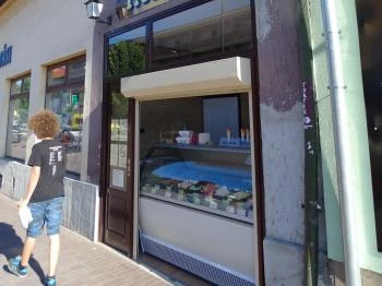 Torony 3 Fagyizó Hatvan