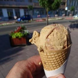 Torony 3 Fagyizó Hatvan - Étel/ital