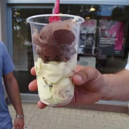 Torony Fagyizó, Mezőkövesd - Étel/ital