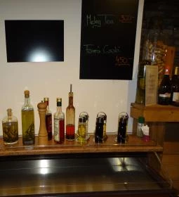 Tőserdei Pálinkaház Étterem