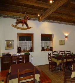 Tőserdei Pálinkaház Étterem