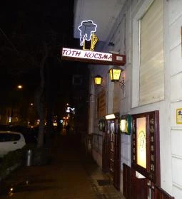 Tóth Kocsma