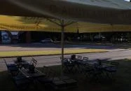 Tres Cafe & Bar Paks