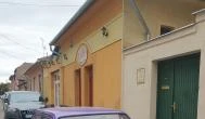 Trió Cukrászda Cegléd - Külső kép