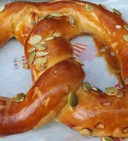 Tücsi-Süti Cukrászda