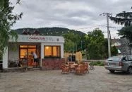 TunkolóTütü Kerthelyiség Badacsony