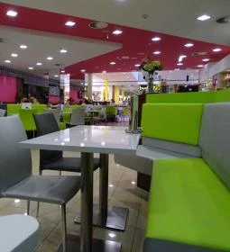 Tutti Gelati Kávézó & Fagyizó Fórum