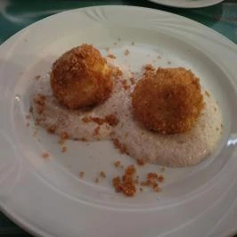 Új-Budavár-Lak Vendéglő Budapest - Étel/ital