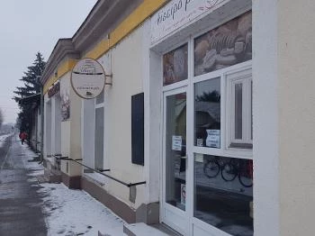 Ulveczki Kézműves Cukrászda & Kávézó Nádudvar