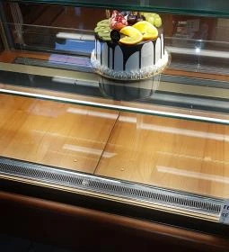 Ulveczki Kézműves Cukrászda & Kávézó