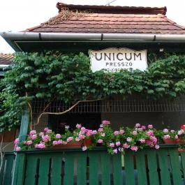 Unicum Presszó Mád - Külső kép