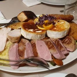 Vakvarjú Vendéglő - Buda, Budapest - Étel/ital