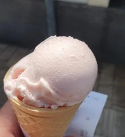 Valdocco Budakalász Fagylaltozó & Cukrászda