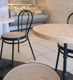 Valdocco Budakalász Fagylaltozó & Cukrászda