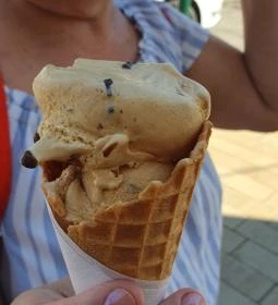 Valdocco Budakalász Fagylaltozó & Cukrászda