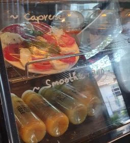 Válibor Vinotéka & Presszó