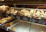 Valkom Pékség - Köztársaság utca Kiskunhalas