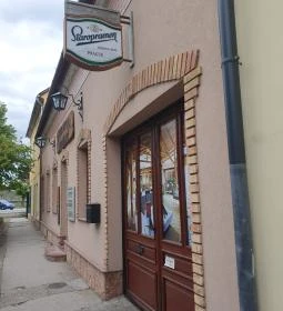 Várkanyar Vendéglő