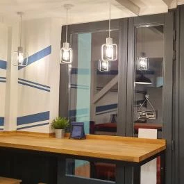 Vaslap, Budapest - Belső