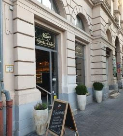 Vekni Pékség és Kávézó