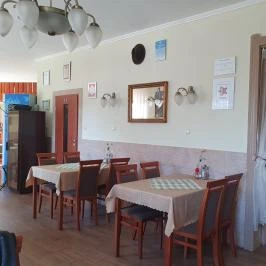 Vendéglő a Három Tölgyfához, Tatabánya - Belső