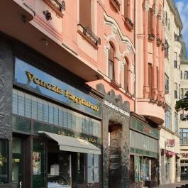 Venezia Fagylaltozó Debrecen - Egyéb